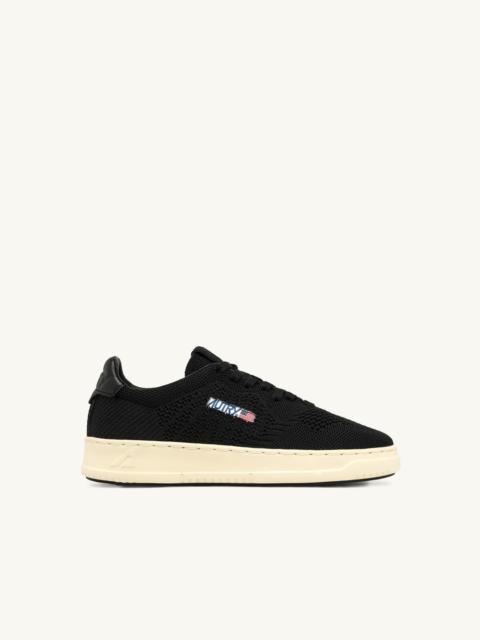 AUTRY EASEKNIT MEDALIST LOW SNEAKERS IN BLACK COLOR KNIT