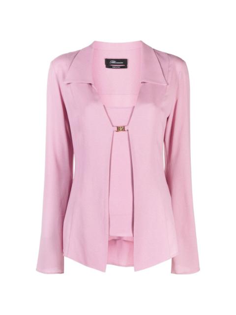 clip-fastening blouse