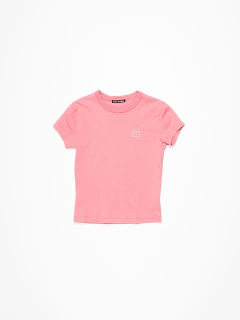 Crew neck t-shirt - Fitted fit - Tango pink