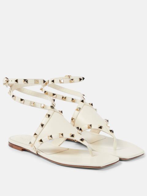 Rockstud leather thong sandals