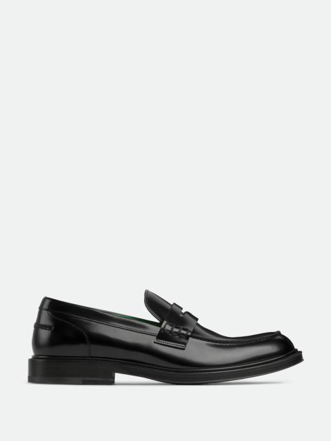 tie loafer