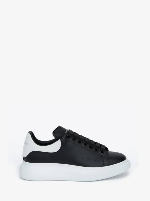 Women's Oversized Sneaker in Black