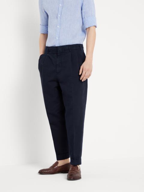 Garment-dyed twisted linen and cotton gabardine relaxed fit trousers with double pleats