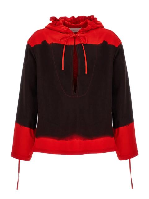 Hooded blouse fell off