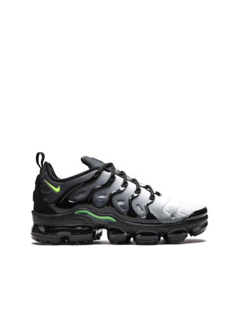 Nike 에어 Vapormax 플러스 스니커즈