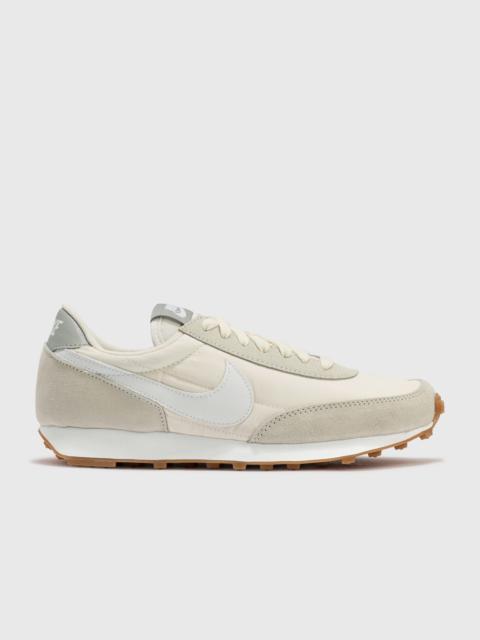 Nike DAY BREAK