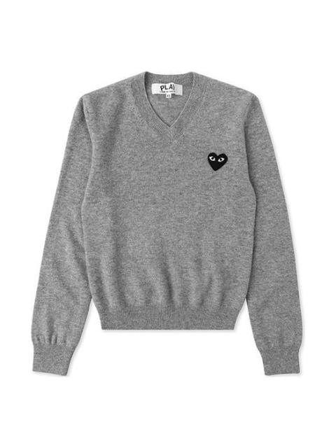 Comme des Garçons PLAY (WMNS) COMME des GARCONS PLAY V-Neck Pullover Black Heart 'Grey' AZ-N017-051-2
