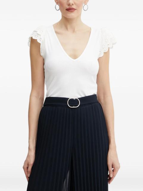 GUESS USA Dahlia V-neck top
