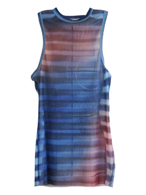 striped-pattern mesh top