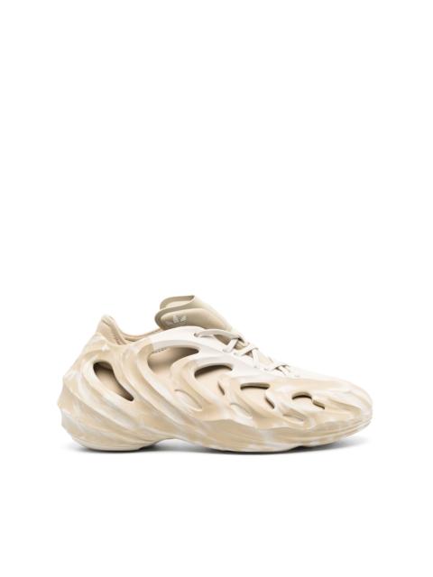adidas Savann Allumin 트레이너