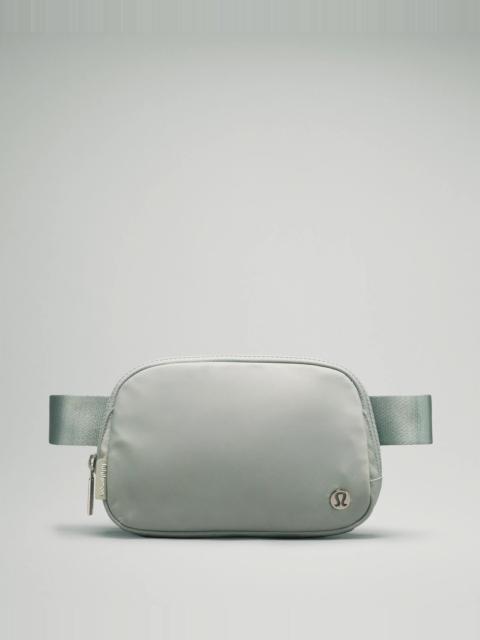lululemon Everywhere Belt Bag 1L