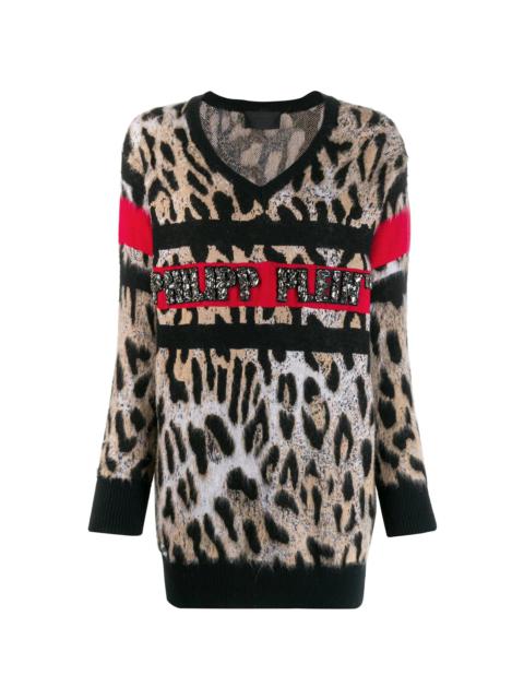 V-neck leopard top