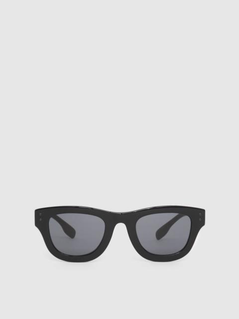 Burberry Logo Detail Square Frame Sunglasses