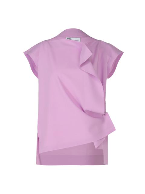 132 5. ISSEY MIYAKE FLAT ONE TUCK T