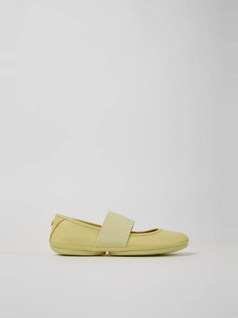 CAMPER Right Yellow Leather Ballerina for Women.