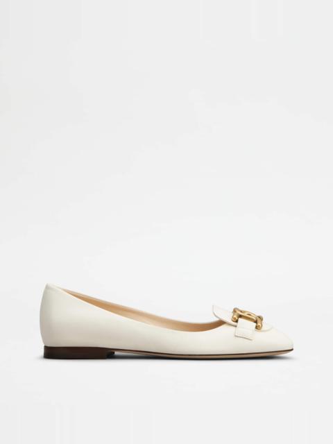 Tod's KATE BALLERINAS IN LEATHER - OFF WHITE