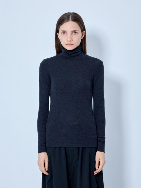 RÓHE Fine Merino Turtleneck