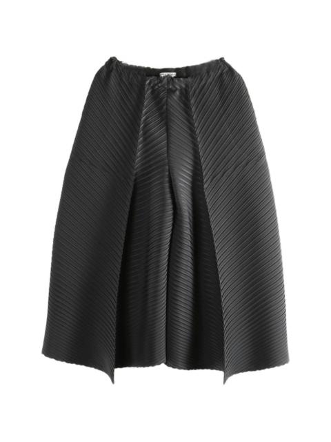ISSEY MIYAKE pleated trousers