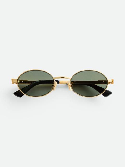 BV1470S Classic Oval Sunglasses