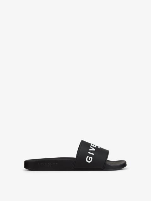 SLIDE FLAT SANDALS IN RECYCLED RUBBER