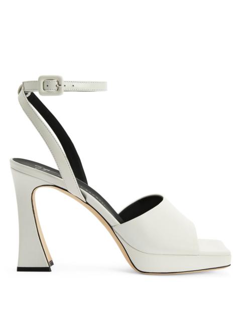 Giuseppe Zanotti Emiyle