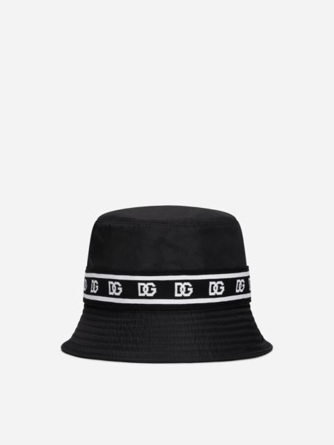 Nylon bucket hat with branded-band print