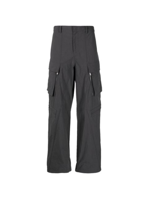 mid-rise wide-leg cargo trousers