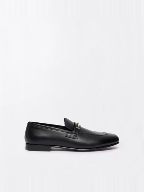 TOM FORD BURNISHED LEATHER DOUBLE T HARDWARE GIGI LOAFER