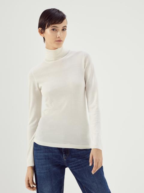 Brunello Cucinelli Cashmere and silk lightweight turtleneck sweater