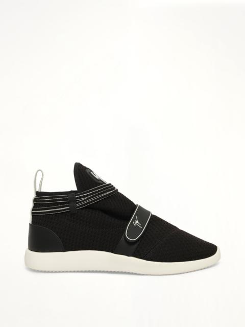 Giuseppe Zanotti Isterica Str Sneaker in Black