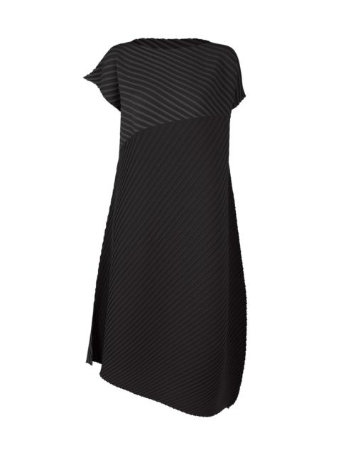 ISSEY MIYAKE PLASTER PLEATS DRESS