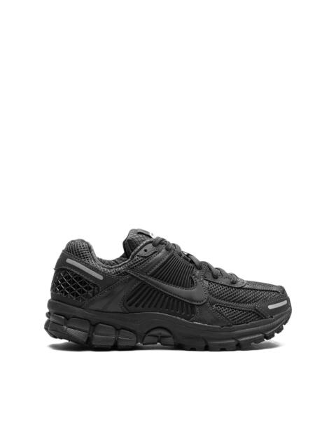 Nike Zoom Vomero 5 "Triple Black" sneakers