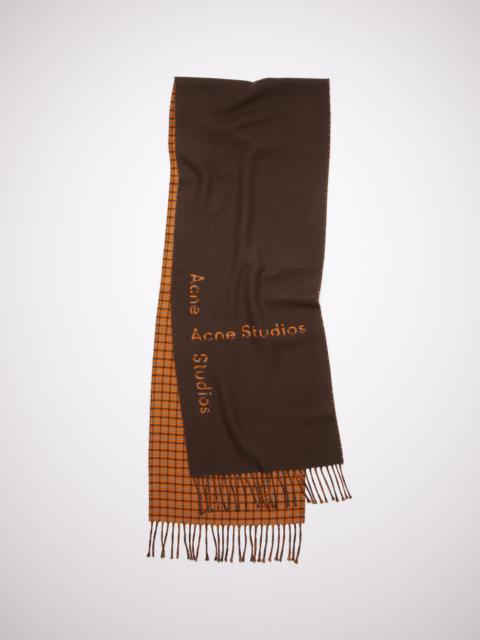 Acne Studios Logo check wool scarf - Chocolate brown