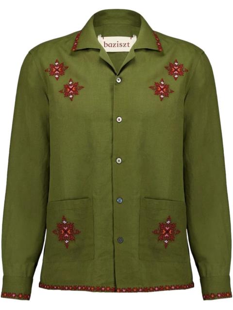 baziszt Momoun shirt