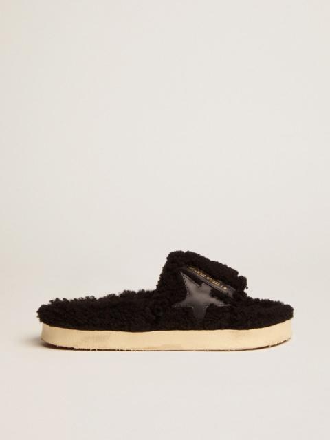 Golden Goose Poolstars in black shearling with star in tone-on-tone leather