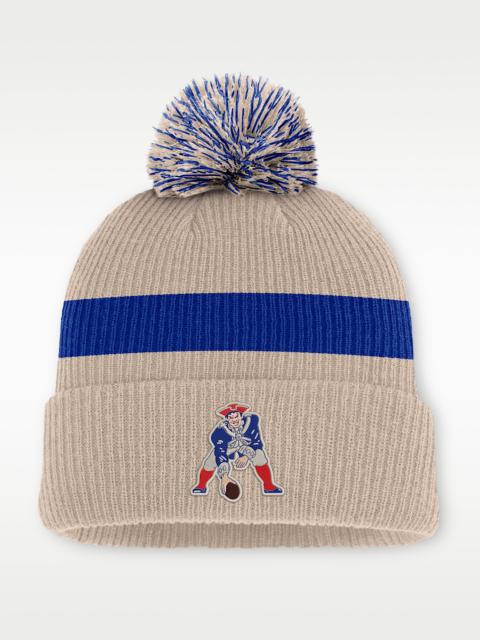 Nike New England Patriots Rewind Peak Men's Nike NFL Cuffed Pom Beanie