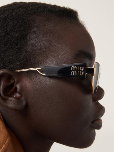 Miu Miu Miu Miu Logo sunglasses