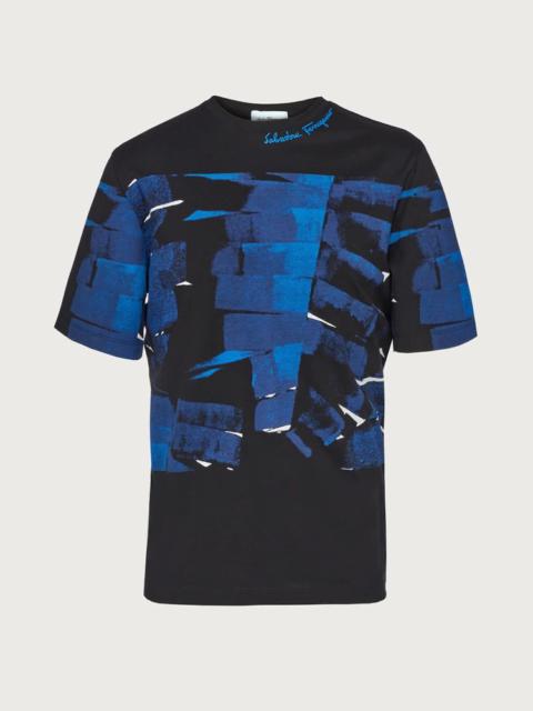FERRAGAMO PALM PRINT T-SHIRT
