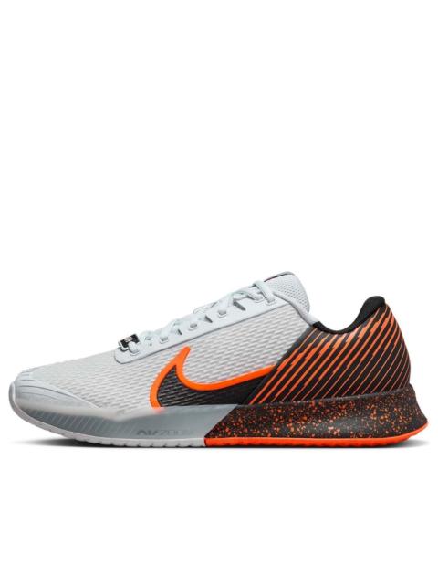 Nike Nike Court Vapor Pro 2 HC Premium 'Pure Platinum Hyper Crimson White Black' FQ7719-002
