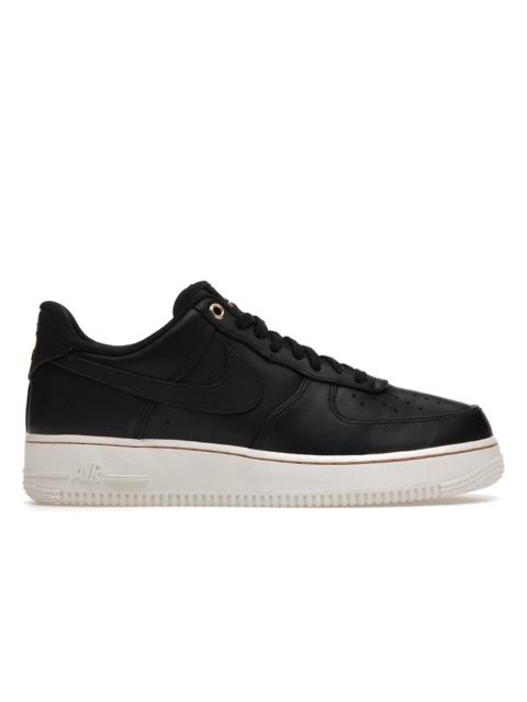 Nike Air Force 1 Low Black Pack