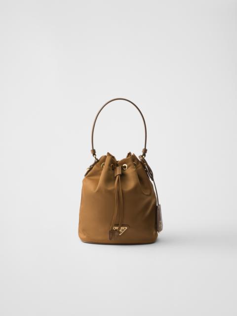 Prada Prada Re-Edition 1995 Chaîne Re-Nylon shoulder bag