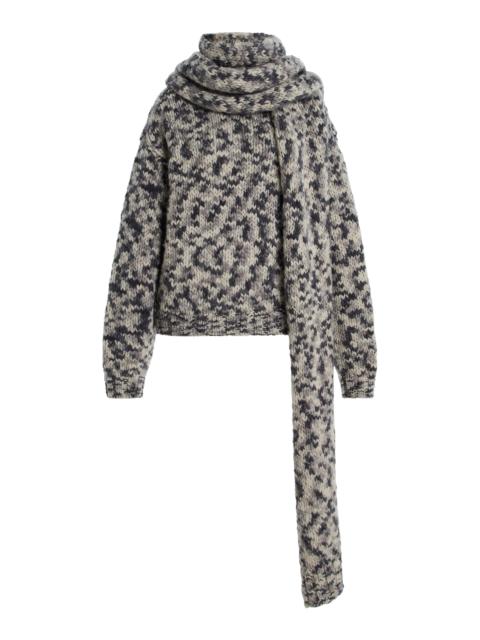 AMIYA Nuvola Scarf-Detailed Wool Sweater grey