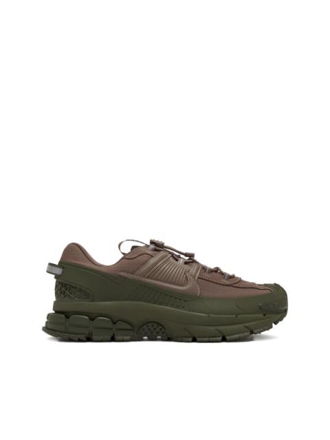 Vomero Roam sneakers