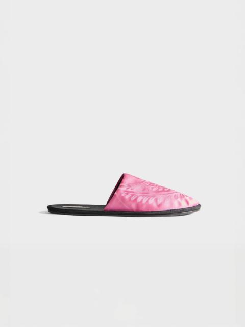 JW Anderson MENS CLOSE TOE SLIDES IN CAMELLIA