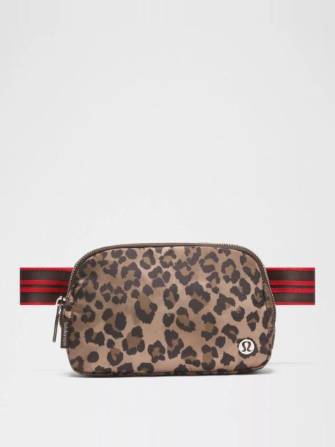 lululemon Everywhere Belt Bag 1L *Leopard