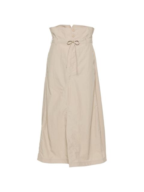 A-line crinkled maxi skirt