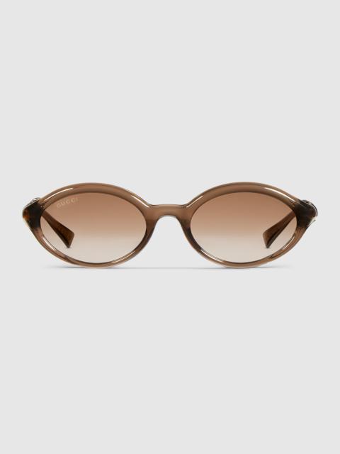 GUCCI Oval frame sunglasses