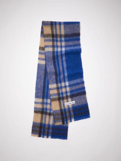 Acne Studios Checked logo wool scarf - Electric blue/beige