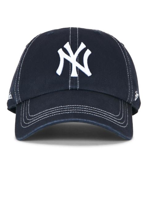 Sporty & Rich x Yankees Contrast Hat in Dark Navy