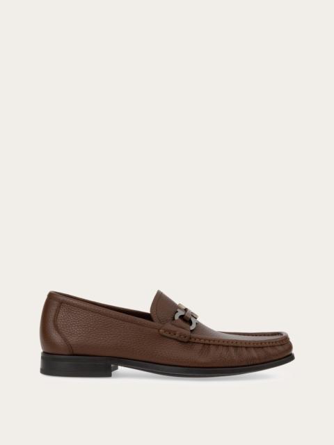 FERRAGAMO Gancini ornament loafer